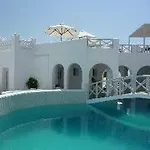 Kanale's & Hotel Naousa (Paros)