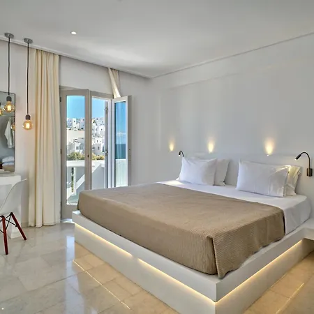 Hotel Kanale's & Naousa (Paros)