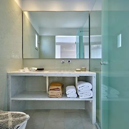 Kanale's & Hotel Naousa