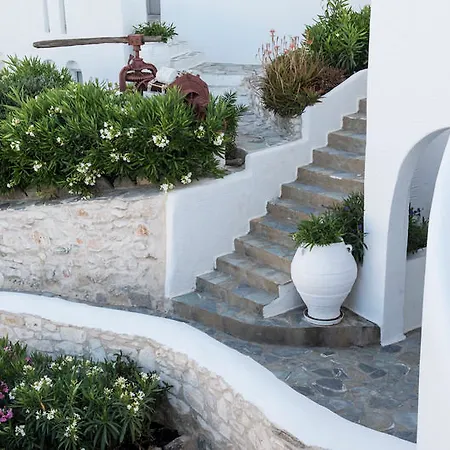 Kanale's & Naousa (Paros)