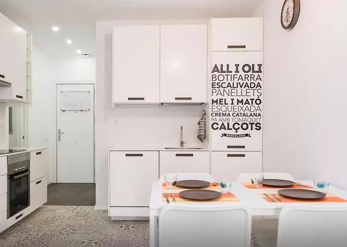 Kanale's & Νάουσα