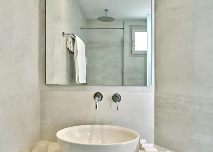 Kanale's & Ξενοδοχείο