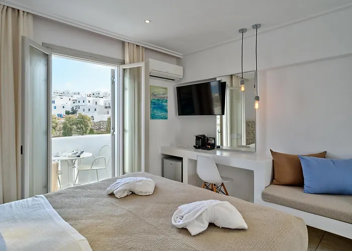 فندق Kanale's & ناوسا