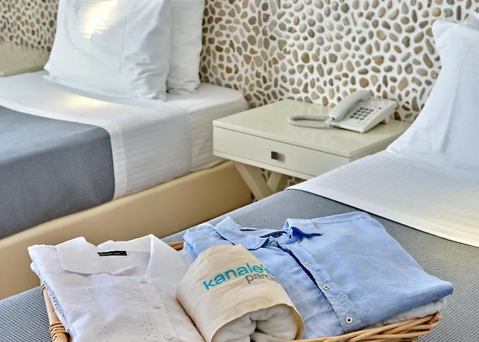 Kanale's & فندق ناوسا