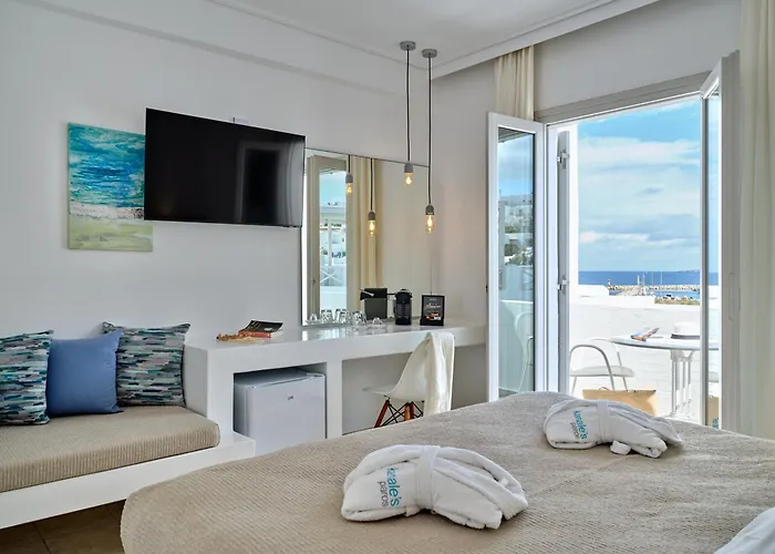 Kanale's & Hotel Naousa