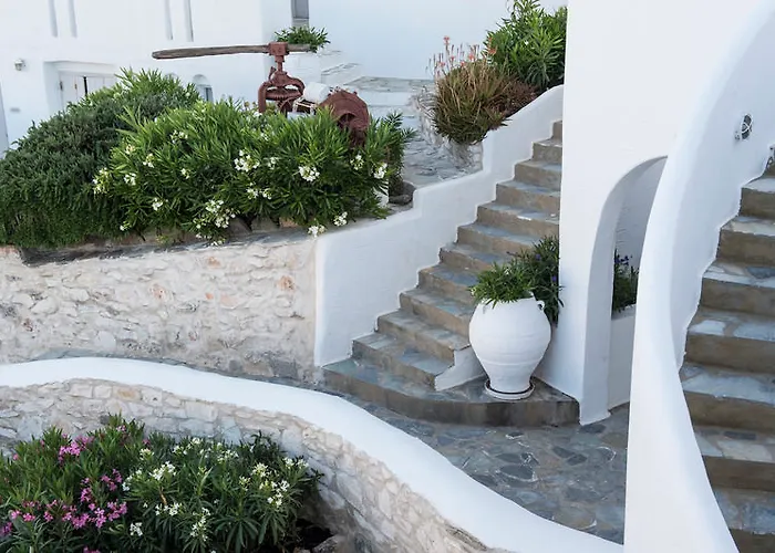 Kanale's & ناوسا