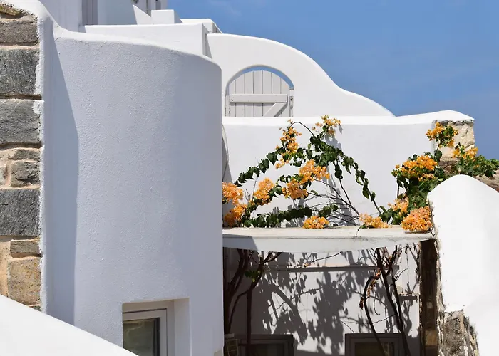 Ξενοδοχείο Kanale's & 4*