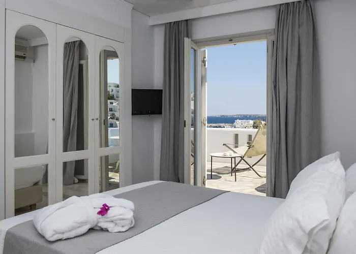 Ξενοδοχείο Kanale's & 4*