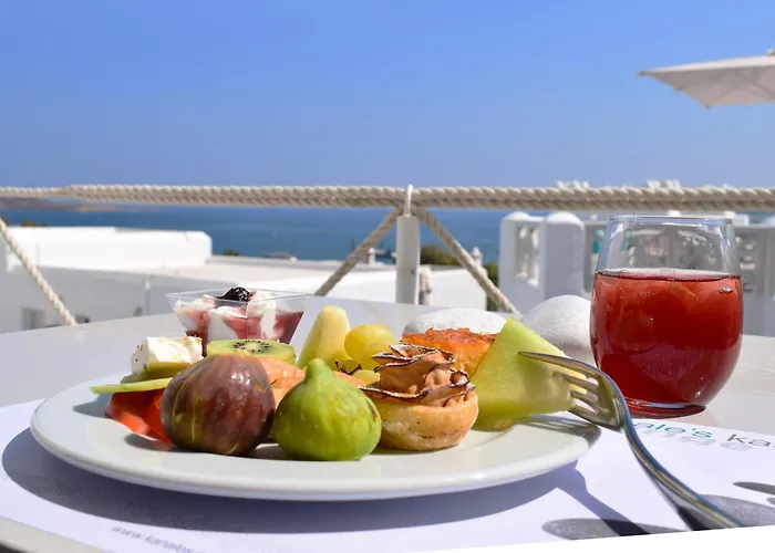 Ξενοδοχείο Kanale's & 4*