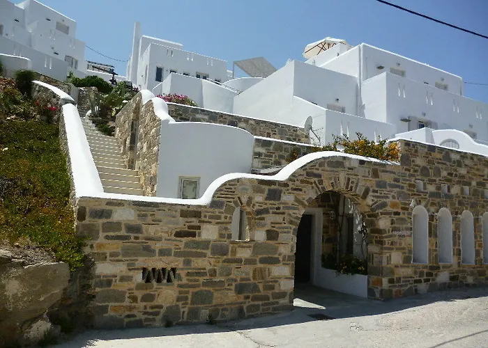 Kanale's & Ξενοδοχείο 4*